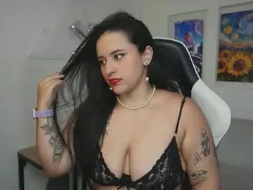 emma__walkerr_ on Chaturbate