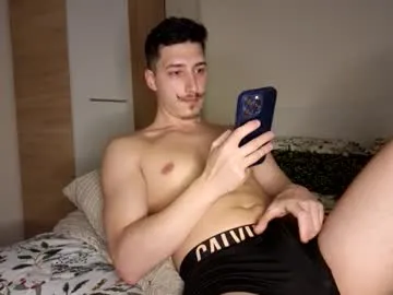 enoch98 — Welcome everyone. lets talk and have fun.    - Goal: Cumshow & flex [877 tokens left] #feet #muscle #ass #new #young #cum