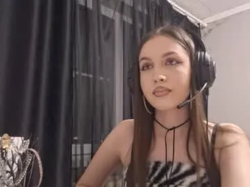 erinnnaji —  Goal: Show my awesome outfit and figure^^  Hey Im #shy #18 yo French student Name is Katrine Im #new  here  #teen #bigboobs [5 tokens remaining]