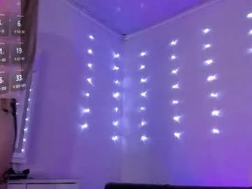 eva_hillss69 — GOAL: oil show + asscalp [308 tokens remaining] Welcome to my room!  my fav pattern 15tks   #smoke #feet #tattoo #bigass   #latina