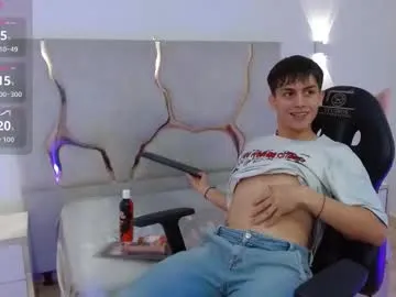 evan_tay on Chaturbate
