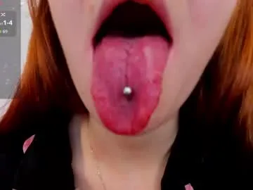 evarey_ — #lush #shaved #redhair #pvt #natural  Hi guys, I'm glad to see you all in my room. LETS HAVE FUN TOGETHER! ( ass close view ) [0 tokens remaining]