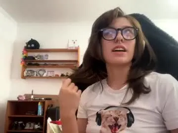 faintpeach — Goal: wanna see how i tease you with my top?    Hello Im  Loly and im #new  lets have some fun and vibe together! im #18 years old and im #teen #shy #smalltits   [0 tokens remaining]