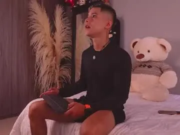 farid_jake_ — HOT  CUM// #lovense #bigdick #young #latino #gay [860 tokens remaining]