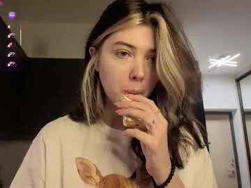 fieryfeline — GOAL: HAVE A GREAT WEEKEND VANESSA [697 tokens remaining] Welcome to my room! Lets get crazy tsunami together with 77/111/234/404 #bigass #fuckmachine #squirt #natural #curvy