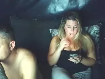 fillmeupmama from Chaturbate is Freechat