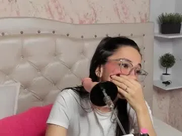 gabbieskinny on Chaturbate