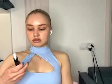 gennieleakes — It's a my first time on Chaturbate, My Goal today: may be i can try to bit the lips?^^ i'm #new and very #shy, hope to respect. #young #18 #blonde [20 tokens remaining]