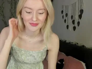 gin_yoon — GOAL : lift up skirt for... // coffee with milk // #blonde #shy #skinny #smalltits [101 tokens remaining]