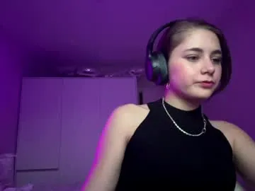 hertabessix — GOAL :  Turn around yourself  First time here... be gentle and I'll be very sweet  #new #18 #skinny #shy #cute [0 tokens remaining]