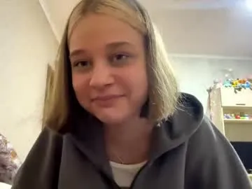 hildeconery — Goal: teasing with top  |hey I'm new here, my name is  Julia| #shy #new #blonde #teen #18 [40 tokens remaining]