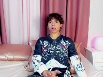 honeymoon_sariel — GOAL: get naked boy [129 tokens remaining] Welcome! help me to ride my big dildo! #twink #18 #new #lovense #ass