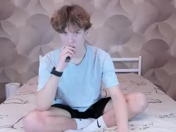 ian_flor — GOAL: STRIP TO UNDERWEAR   #18 #uncut #twink #bigcock #young [280 tokens remaining]