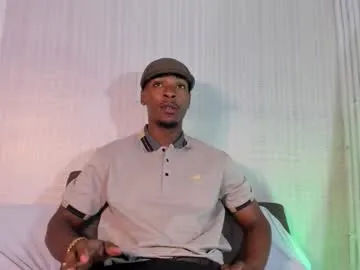 itanxfor — Hot dance [15 tokens left] who's playing with me today?  #straight #muscle #daddy #feet #monstercock