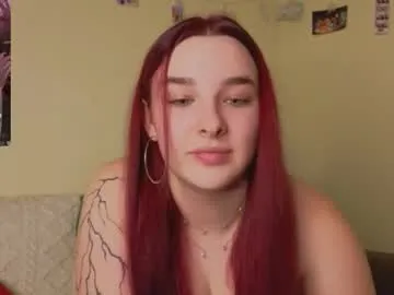 iwi_wi_wi on Chaturbate