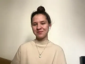 jacquilinegoudelock — Goal:  show outfit Hi, my name is Laura, I'm a little shy #new #18 #shy #skinny #young [33 tokens remaining]