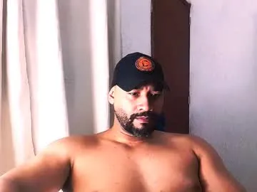 jho173027 — #master #latino #muscles #bigboobies #hetero