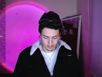 johan_parker222 — GOAL: Hello Parker [5 tokens remaining] Welcome to my room! #smoke #bigdick #18 #lovense #new