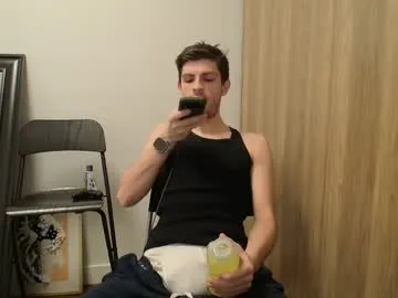 Chaturbate johnresmain is Freechat johnresmain — get a load out pre work #twink #young #bigdick