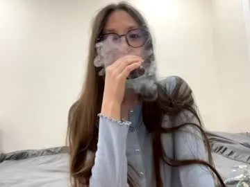 josephinemannes — GOAL: Show my outfit [35 tokens remaining] Welcome to my room! #shy #cute #18 #nature #new