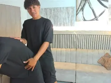 justingtime21 — fuck ass 2 guys  #muscle #18 #bigcock #anal #bigass #gay [2000 tokens remaining]