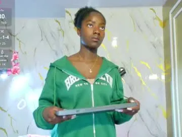 katia_green — GOAL: show tits [61 tokens remaining] Welcome to my room! #young #18 #natural #c2c #naked