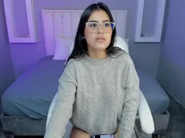 keilybennett — GOAL: Sexy dance [85 tokens remaining] Beautiful Latina, I want you!! #daddy #18 #shy #skinny #smalltits