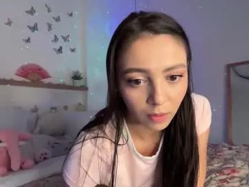 keirasworld — you will watch it drop  goal: take top off   #bigboobs #bigass #new #18 [1944 tokens remaining]