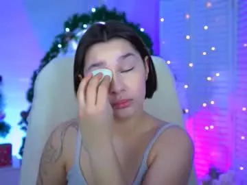 kimclarks — your Goddess is here  #femdom #goddess #feet #nylon #mistress