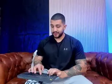 Chaturbate kylenorth_ is Freechat kylenorth_ — Undress me and spank me - #bigcock #cum #latino #master #muscle