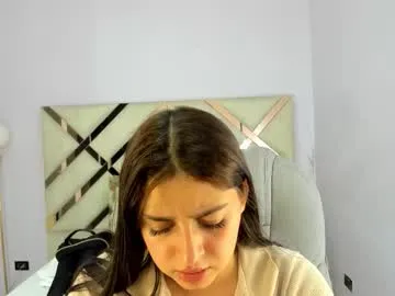 kylie_reyes on Chaturbate