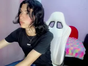 larry_craft — Goal: Sexy Dance #dance #dirtytalk #twerk #bigcock #new - Next Goal: Show Panties