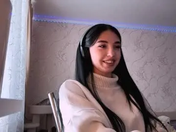 laruebrazzle — Goal Lift up my top and show my bra Heeey everyone, my name is Mia im new  here, ome in and let's get to know each other #shy #18 #new #young #skinny [155 tokens remaining]