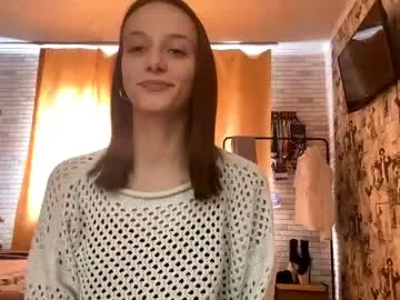 lashundaauzenne — Goal: Air kiss -  My name is Kate, I hope to make a lot of friends #new #18 #young #shy #teen [25 tokens remaining]