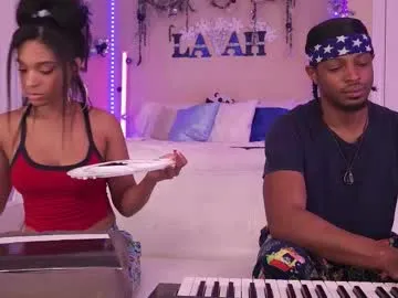 lavahmoon on Chaturbate