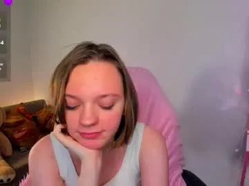 lindaa_bell on Chaturbate
