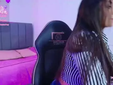 lindsay_tay — GOAL:   finger  in pussy [38 tokens remaining] guys! send you kisses, my pvt is open for more fun together #smalltits  #petite  #mature #tattooedgirl  #skinny