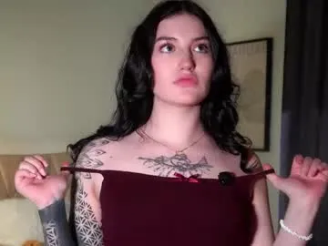 linhennes — Goal: play with hairs #new // #shy #18 #lovense #young [9 tokens remaining]