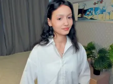 lishahume — SHow my smart eyes closer  <3     #teen #New #Shy #Skinny #18 [4 tokens remaining]