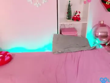little_effy18_ on Chaturbate
