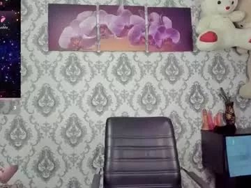 little_letti from Chaturbate is Freechat