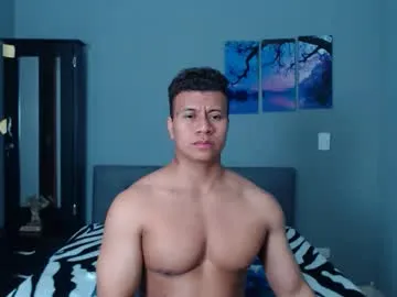 lothbrok_strong on Chaturbate