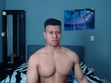 lothbrok_strong on Chaturbate
