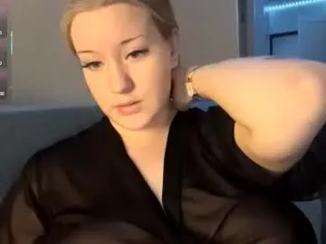 love_haven — GOAL: last tipper gets to hot photo [135 tokens remaining] Hi, if you want a hot show, come here  #feet #bigass #young #lovense #bigboobs