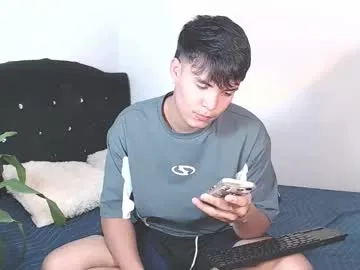 luna_stanford — Kiss french [21 tokens left] Sexxy Luna   #femboy #bigcock #lovense     #cum #twink