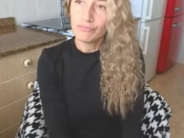 lunary_mix from Chaturbate