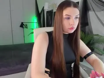 lunavixem — GOAL: TOPLESS TEASE [61 tokens remaining] Imagine im in your room!  #milf  #daddy  #british  #anal  #teen