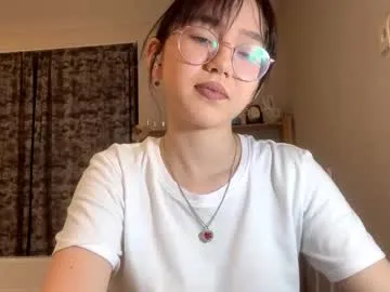lupefaulker — Goal If u think im cute Hi, name is Roxie, I'm 18yo  #new #shy #18 #asian #bigboobs [0 tokens remaining]
