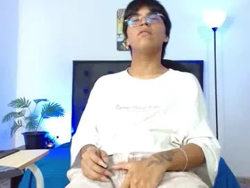 maegor18 — Make Cumshow  #18 #bigcock #teen #twink #cum [374 tokens remaining]