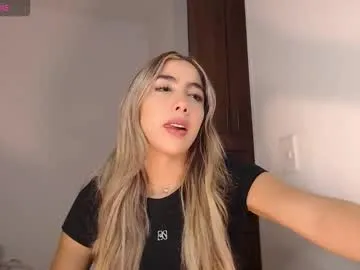 mariana_es on Chaturbate